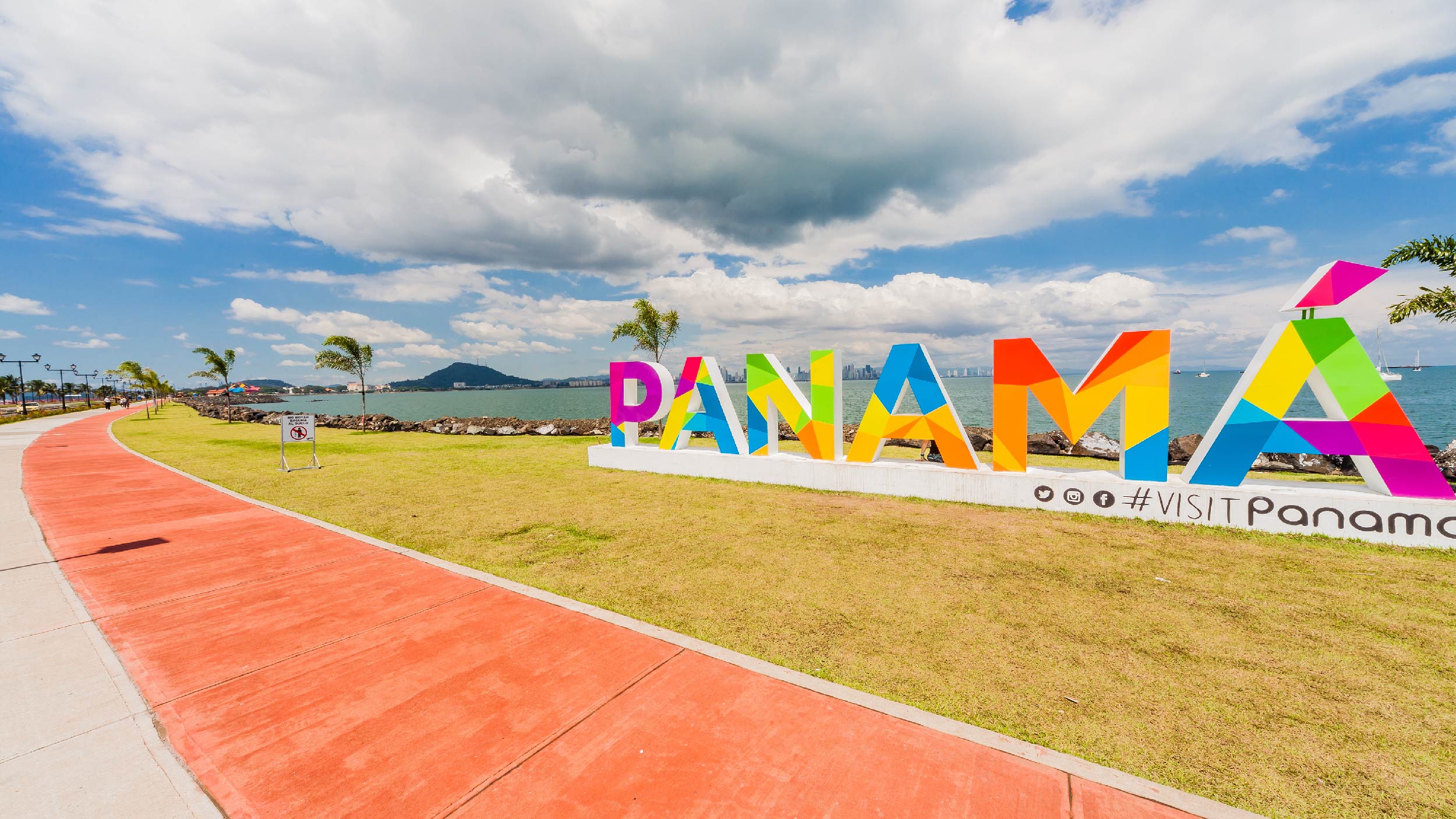 best beaches in Panama